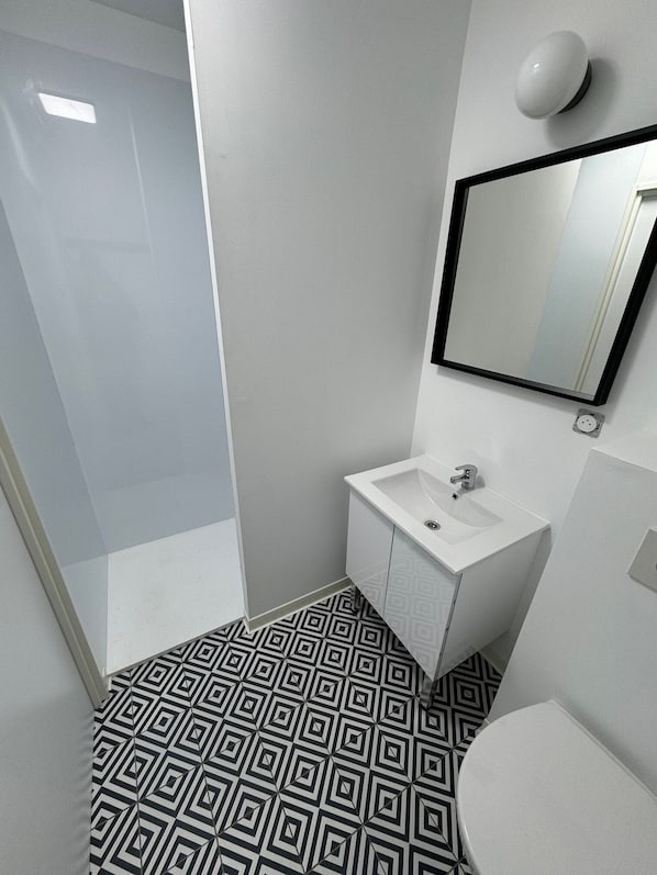 Bathroom - Appart'Hôtel Mont Saint Michel Résidence Fleurdumont (Beauvoir)