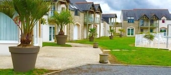 Appart'Hôtel Mont Saint Michel Résidence Fleurdumont