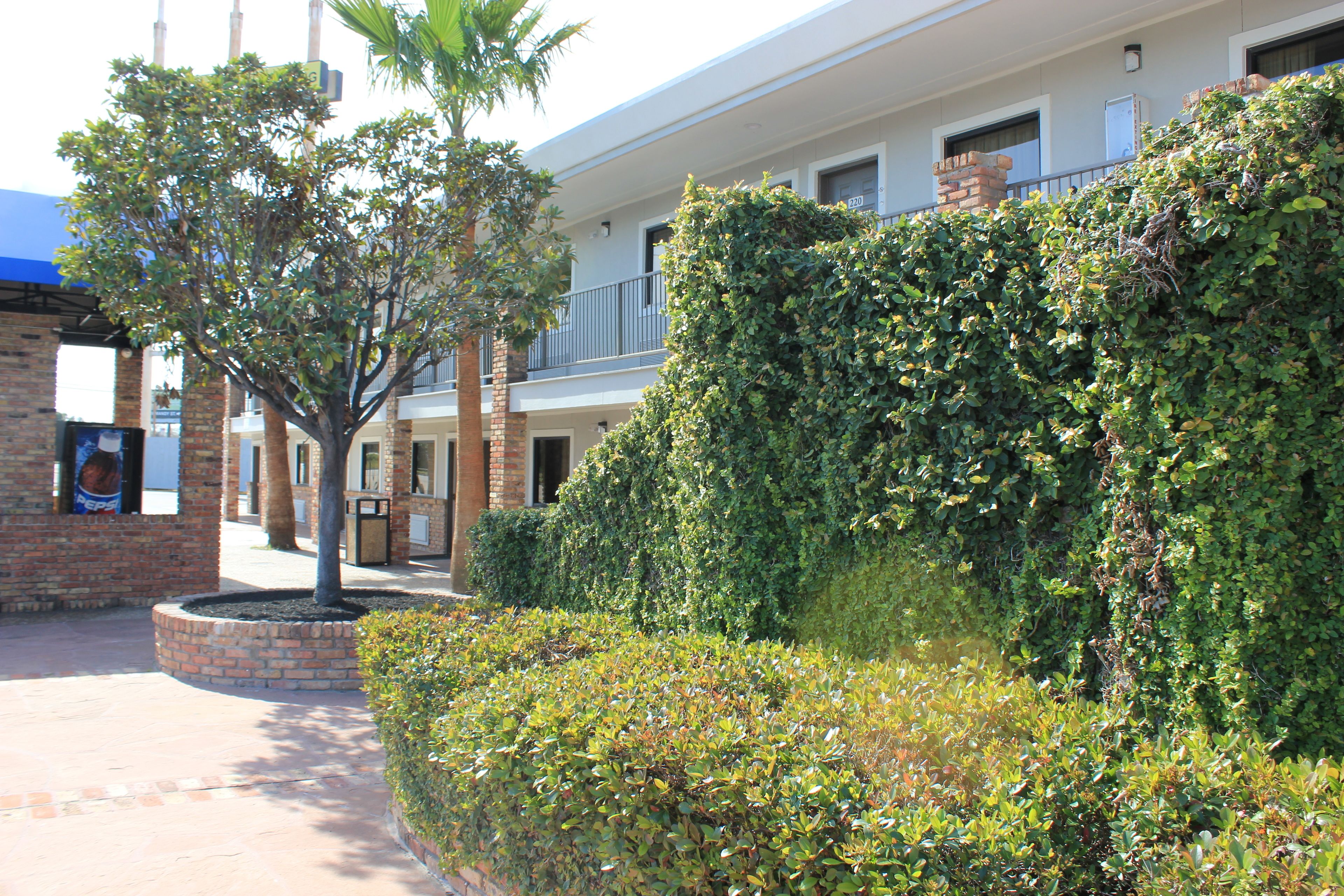 Photo - Studio 6-Houston, TX - East