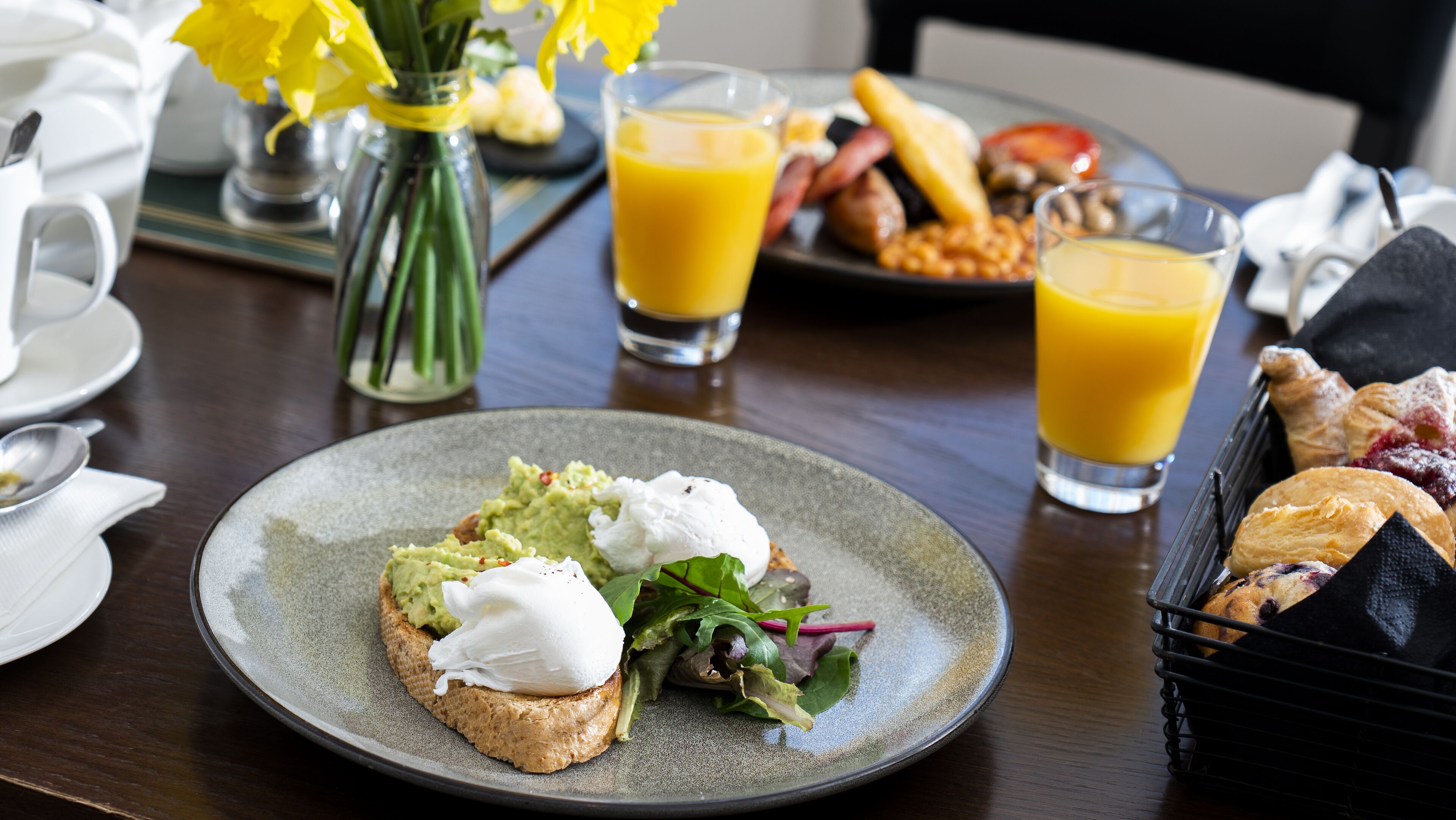 daily english breakfast (gbp 16.50 per person)