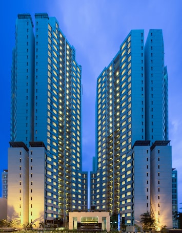 Front of property - evening/night. Horison Ultima Suite & Residence Rasuna Jakarta