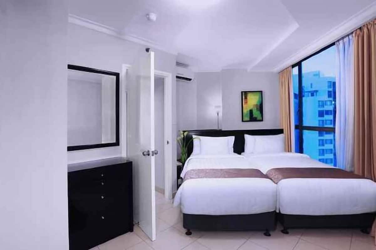 Minibar, in-room safe, individually furnished, desk