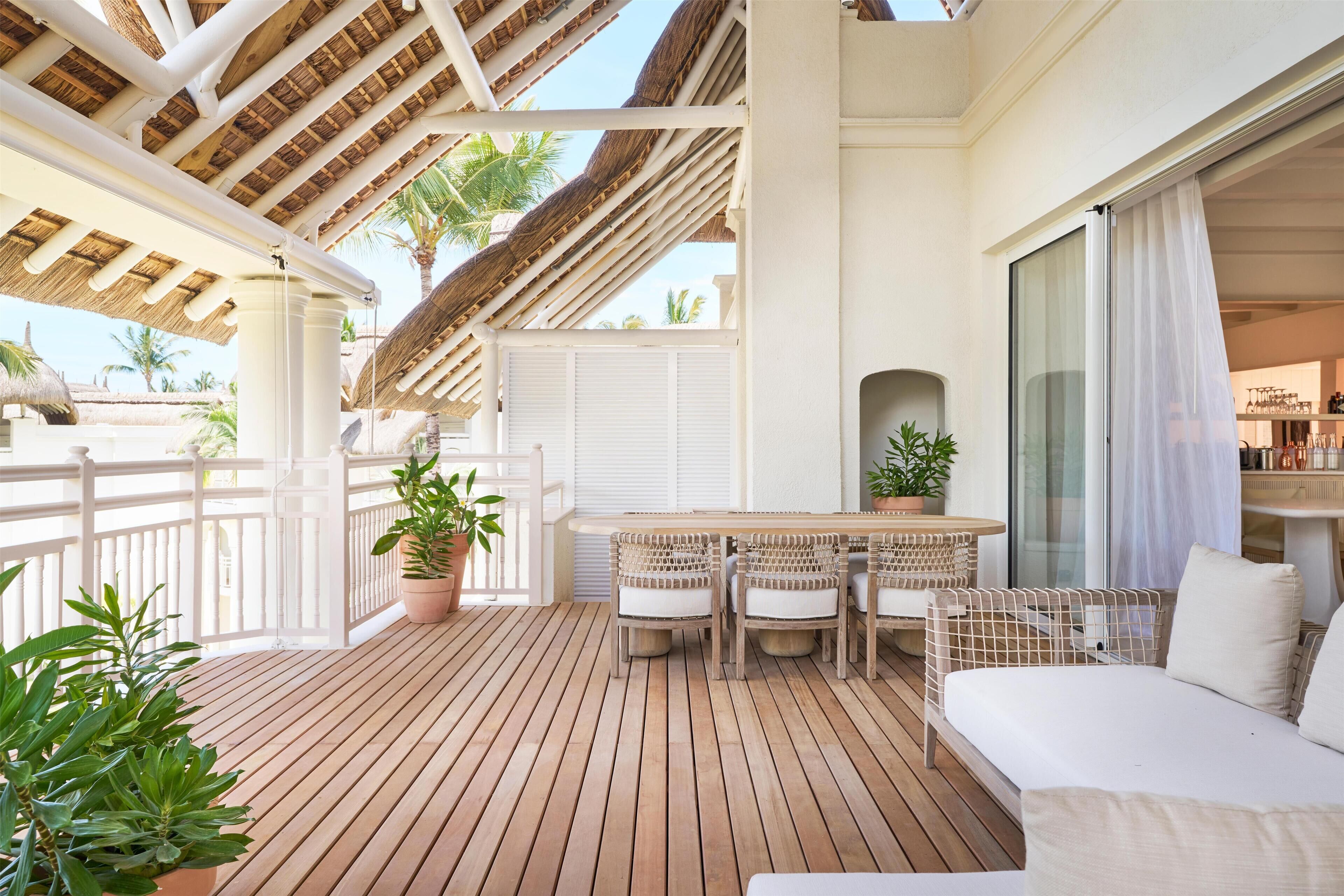 Sengetøy av topp kvalitet, dundyner, senger med overmadrass og minibar