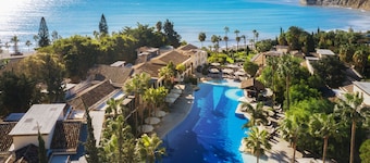 Columbia Beach Resort