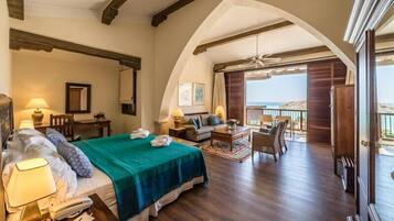 Suite Exécutive, vue mer (Eagle's Nest) | Literie de qualité supérieure, surmatelas, minibar, bureau