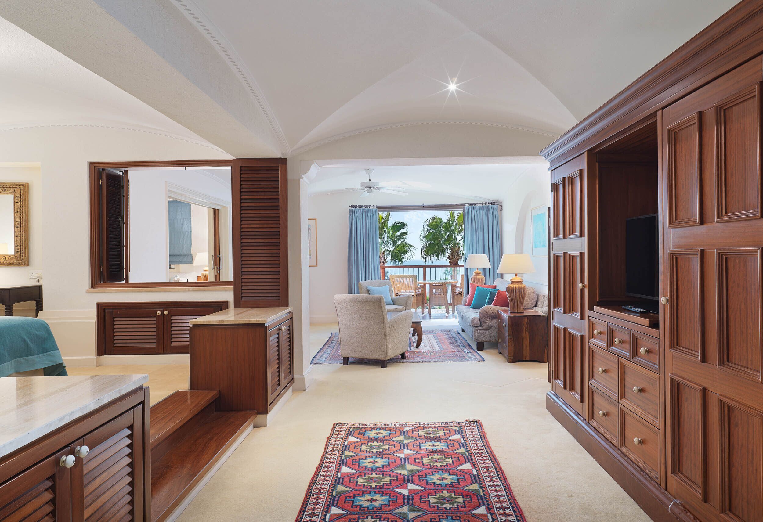 family suite, 2 bedrooms (main building) | premium bedding, pillow-top beds, minibar, desk