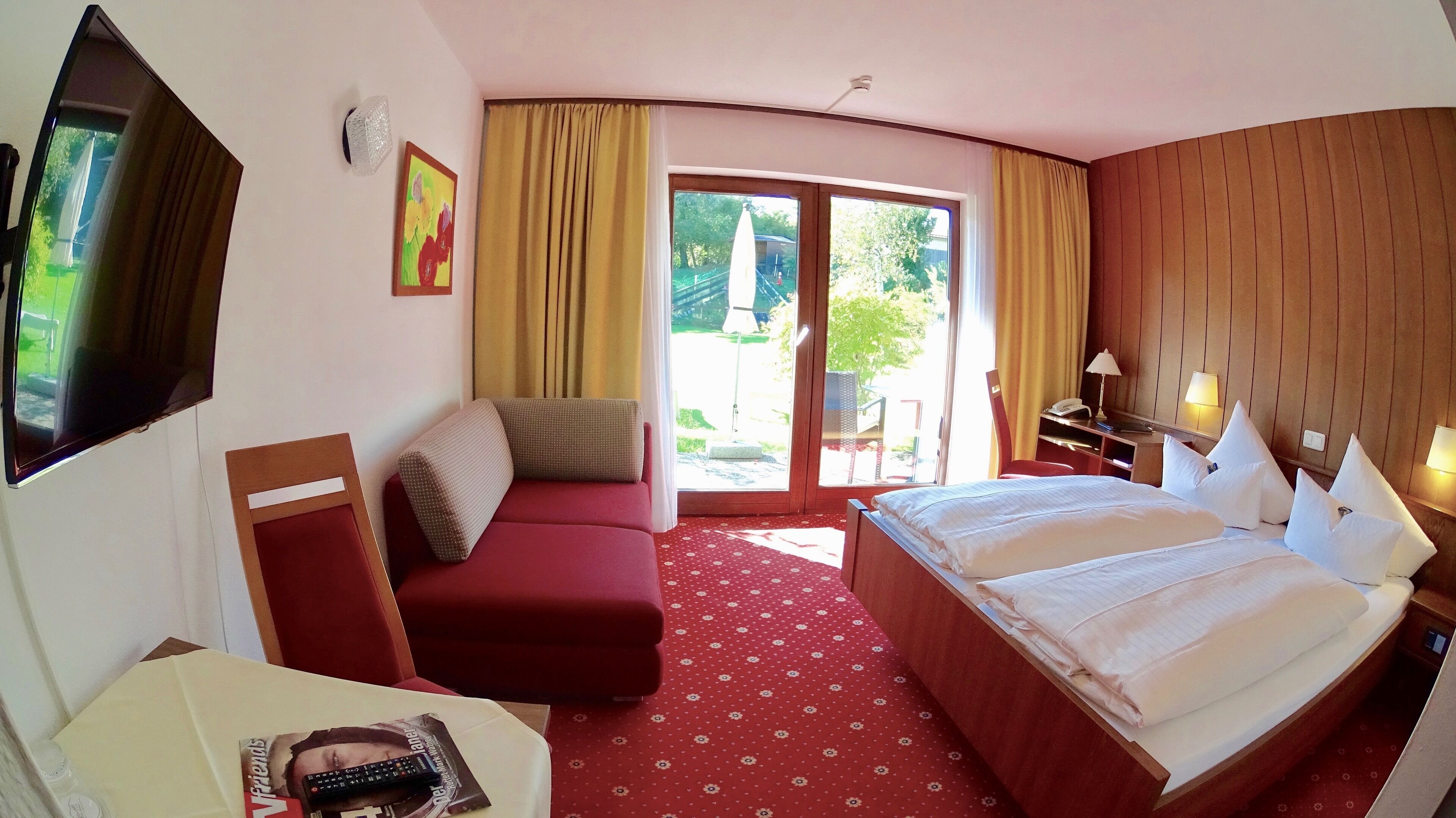 egyptian cotton sheets, premium bedding, down duvets, in-room safe