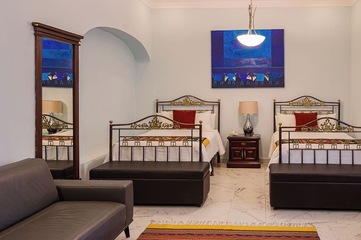 Junior Suite | 1 bedroom, pillowtop beds, in-room safe, soundproofing
