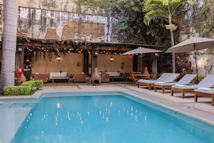 Outdoor pool, open 9:00 AM to 9:00 PM, sun loungers