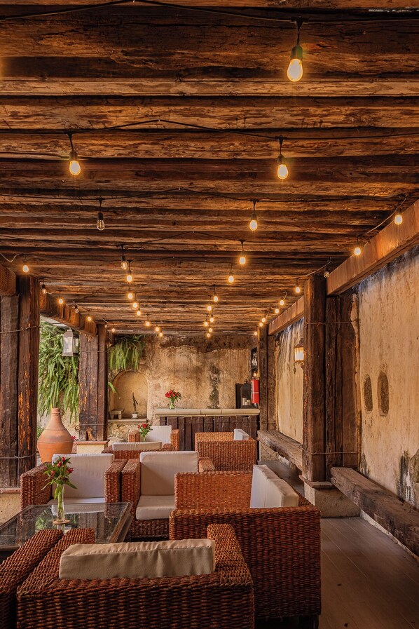 Poolside bar - Hotel De La Parra (Oaxaca)