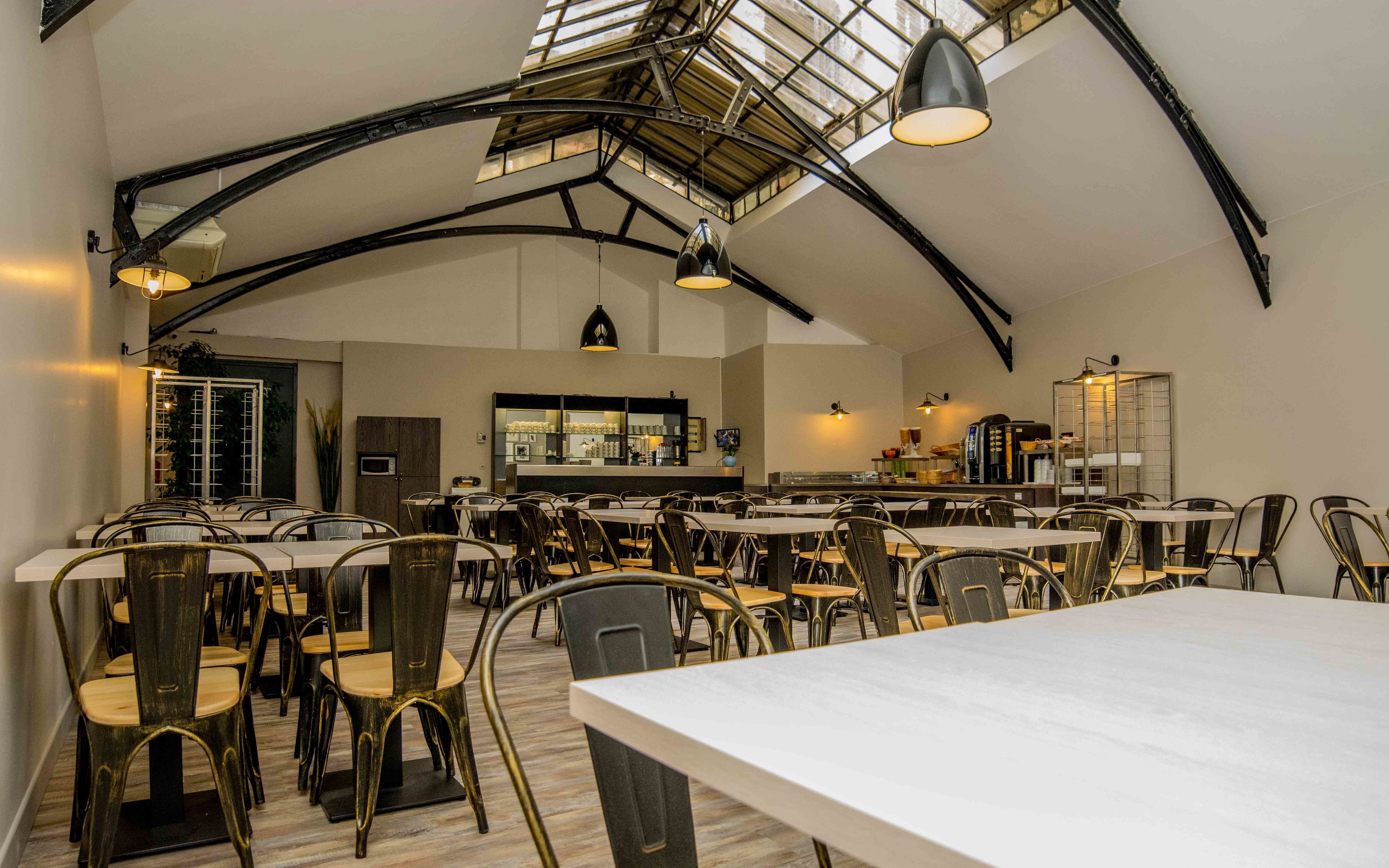 daily continental breakfast (eur 12 per person)