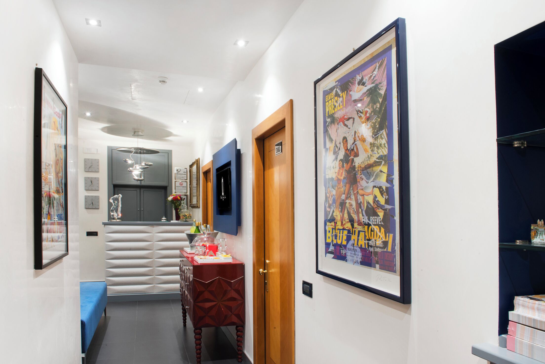 32-Zoll-Fernseher mit Satellitenempfang, Pay-TV