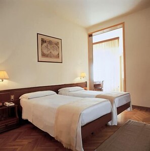 In-room safe, desk, free WiFi - Hotel Terme Igea Suisse (Abano Terme)