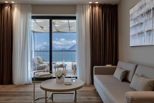 Airotel Achaia Beach