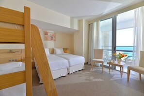 Family Room | Minibar, in-room safe, desk, soundproofing - Airotel Achaia Beach (Patras)