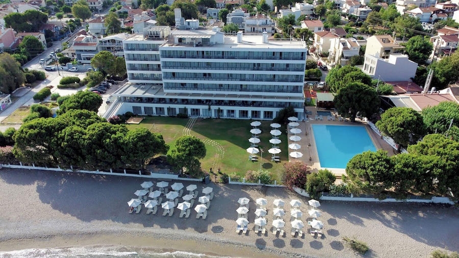 Airotel Achaia Beach