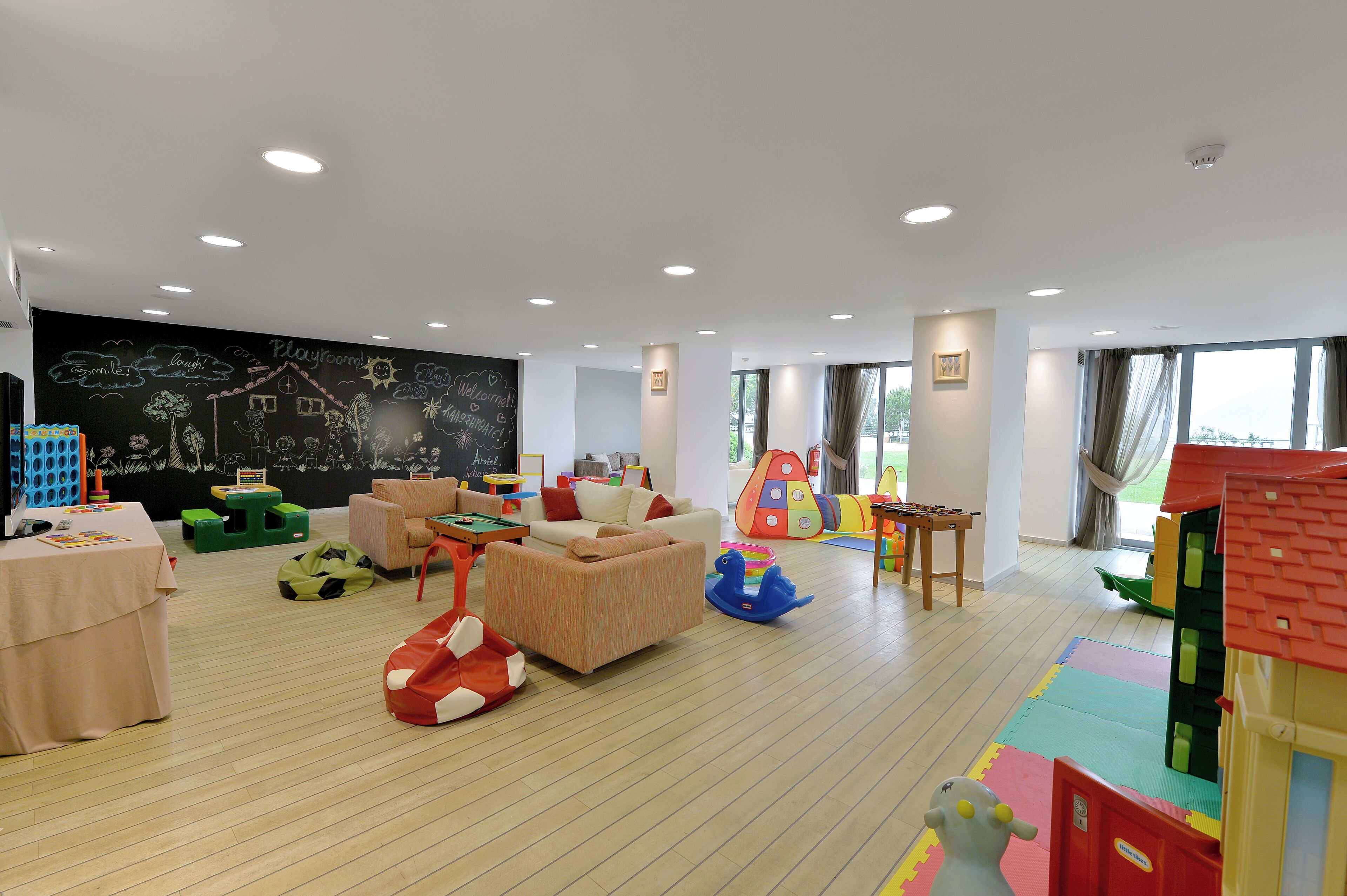 Children’s play area – indoor