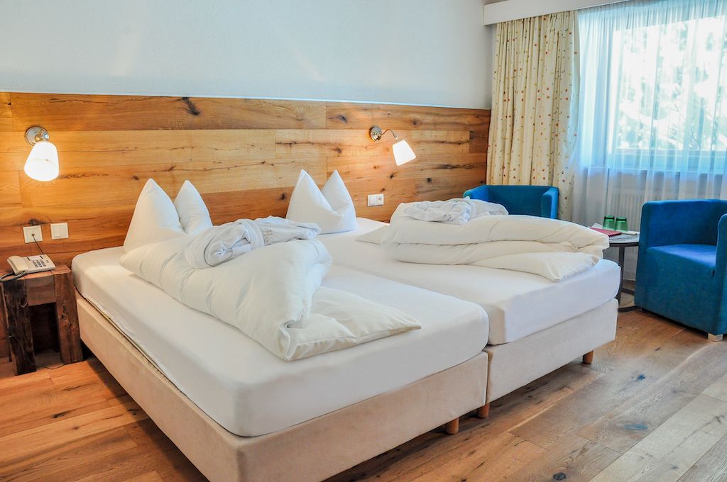 comfort double room | hypo-allergenic bedding, down duvets, in-room safe, desk