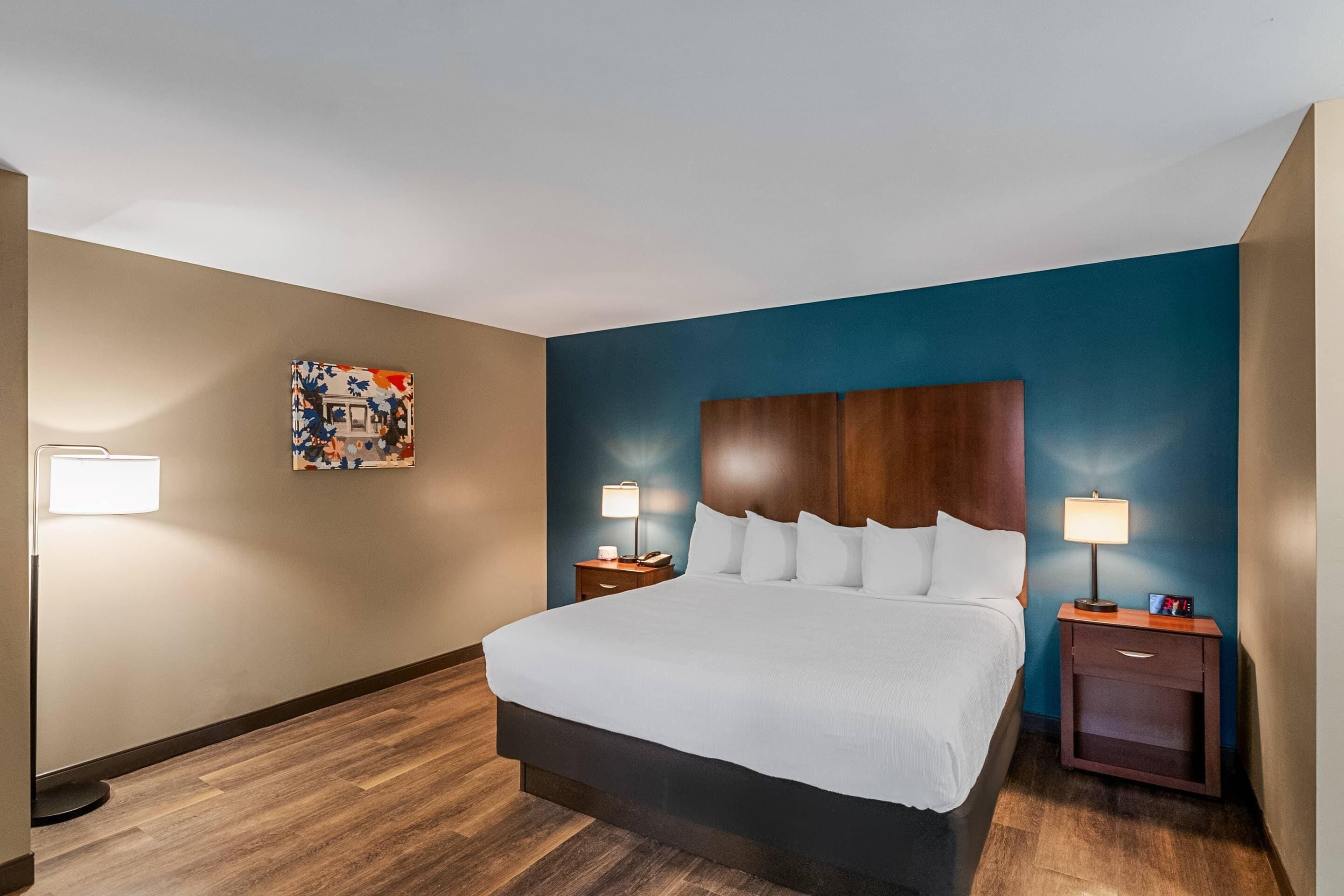 Suite, 1 King Bed with Sofa bed, Non Smoking | Desk, laptop workspace, iron/ironing board, free cribs/infant beds