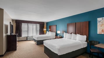 Suite, 2 camas Queen size, para no fumadores (Efficiency) | Escritorio y espacio para trabajar con laptop