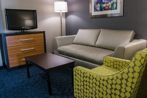 Suite, 1 Bedroom (2 Queen Beds) | Desk, laptop workspace, iron/ironing board, WiFi (free)