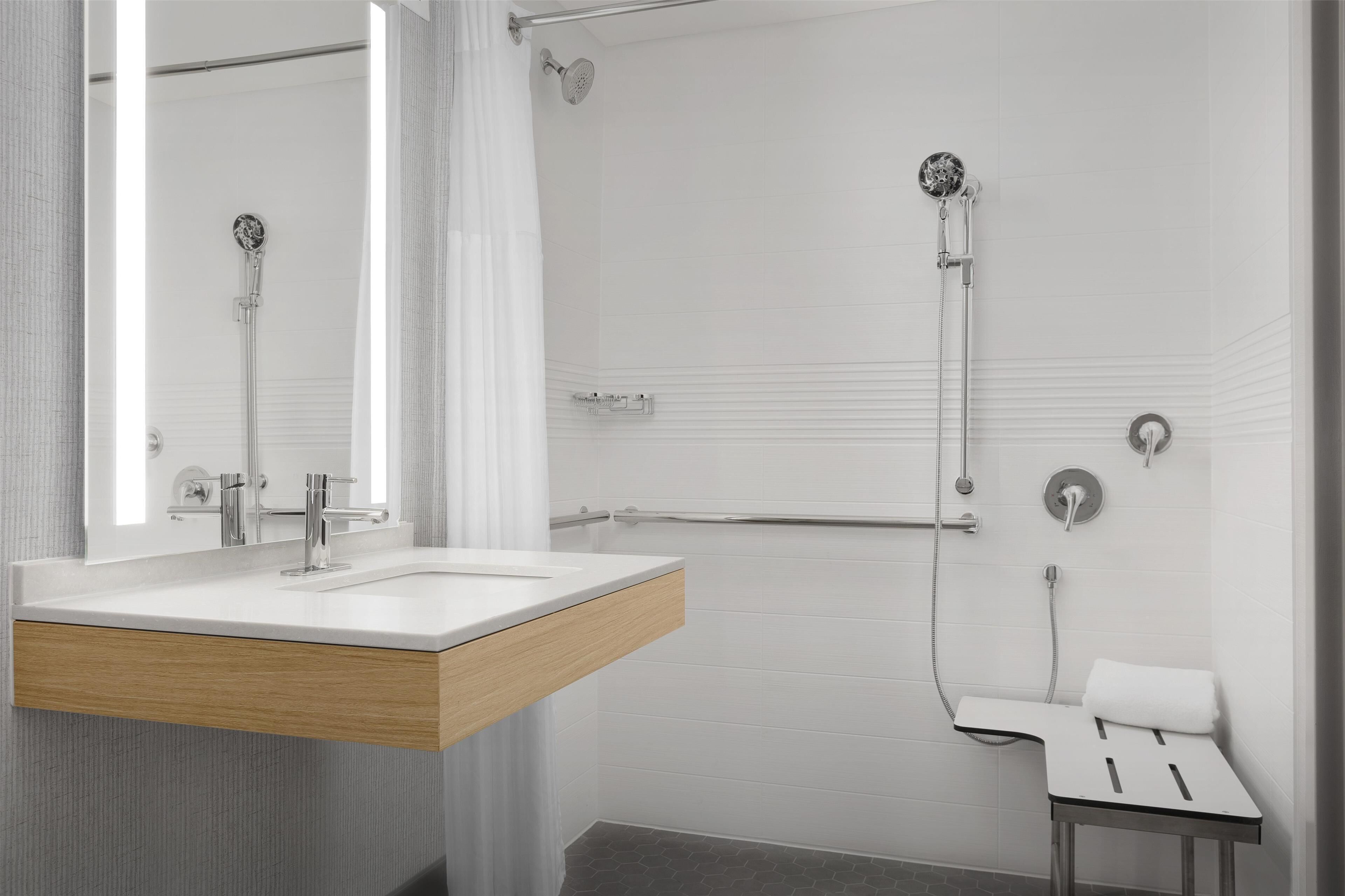 room, 1 king bed (roll-in shower) | bathroom shower