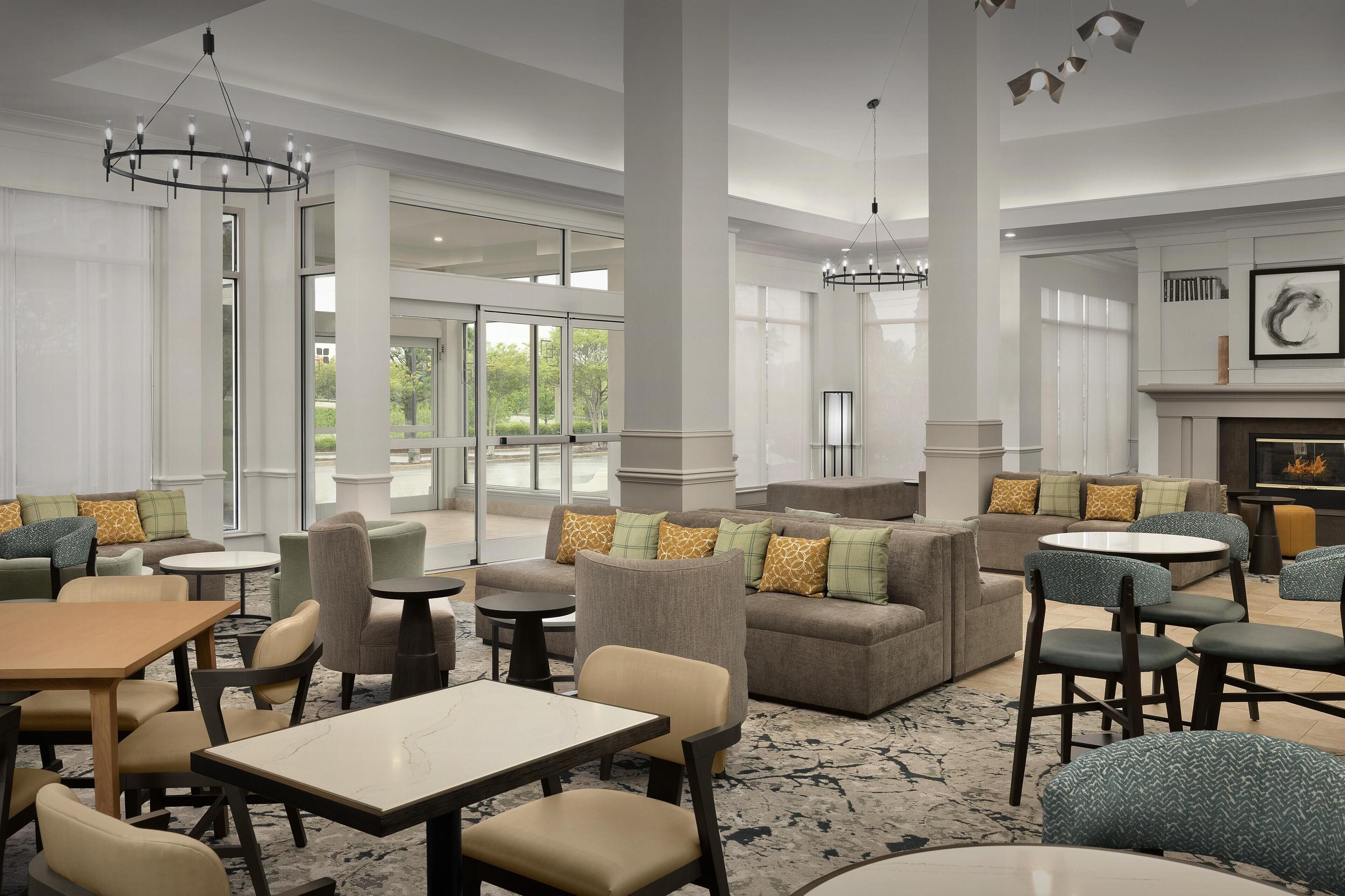 breakfast and dinner served