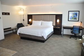 标准房, 1 张特大床 (Extra Floor Space) | 办公桌、遮光窗帘、熨斗/熨衣板、免费 WiFi