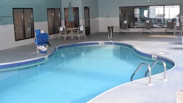 Indendørs pool
