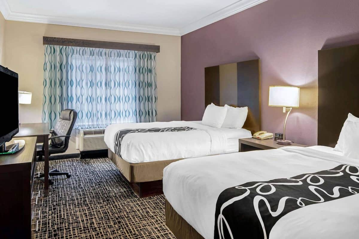 Premium bedding, down comforters, in-room safe, desk