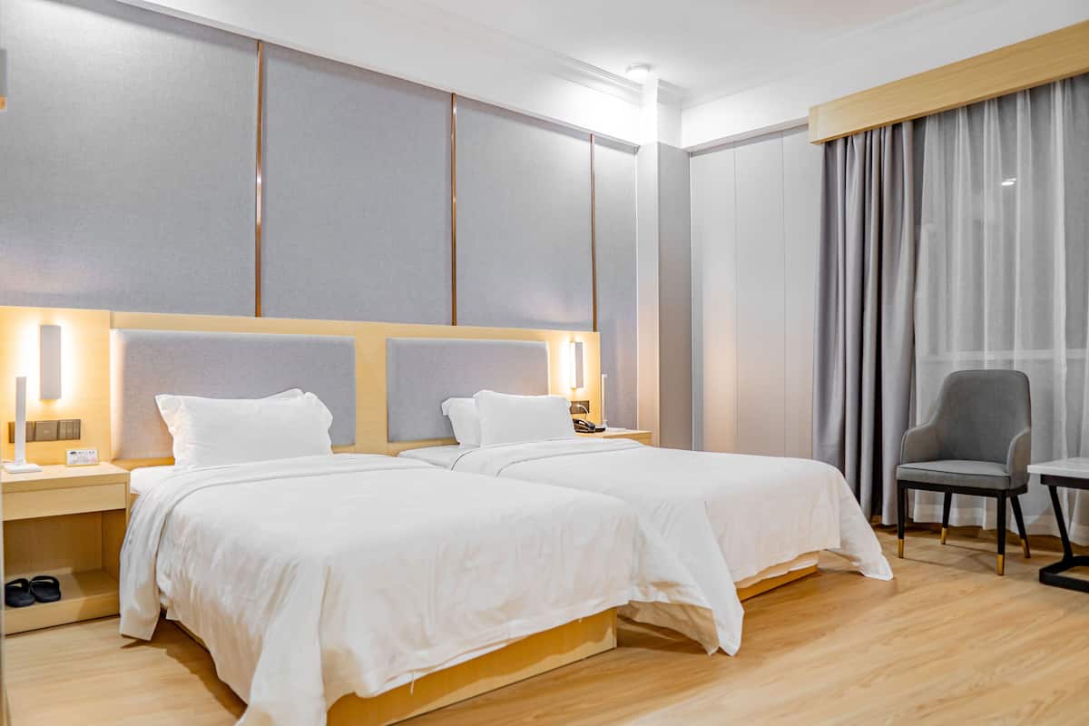 Down duvets, blackout curtains, soundproofing, free WiFi