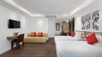 4 chambres, minibar, coffres-forts dans les chambres, bureau