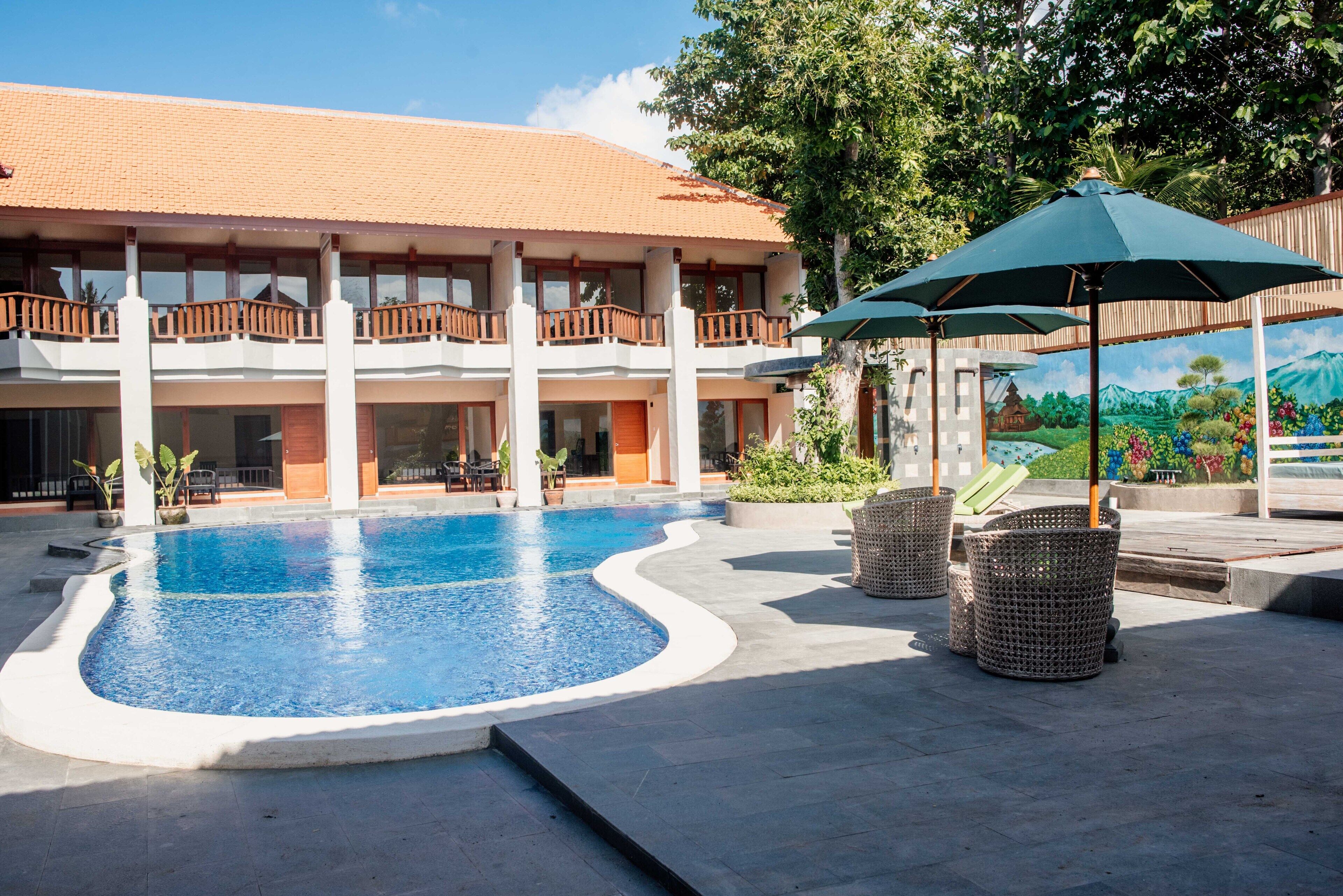 Deluxe Room, 1 Bedroom, Resort View | Desk, rollaway beds, free WiFi, bed sheets