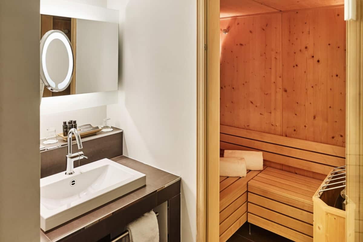 Suite (Duplex) | Premium bedding, minibar, in-room safe, desk
