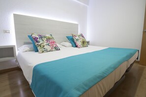 Decoración personalizada, muebles diferentes y wifi gratis 
