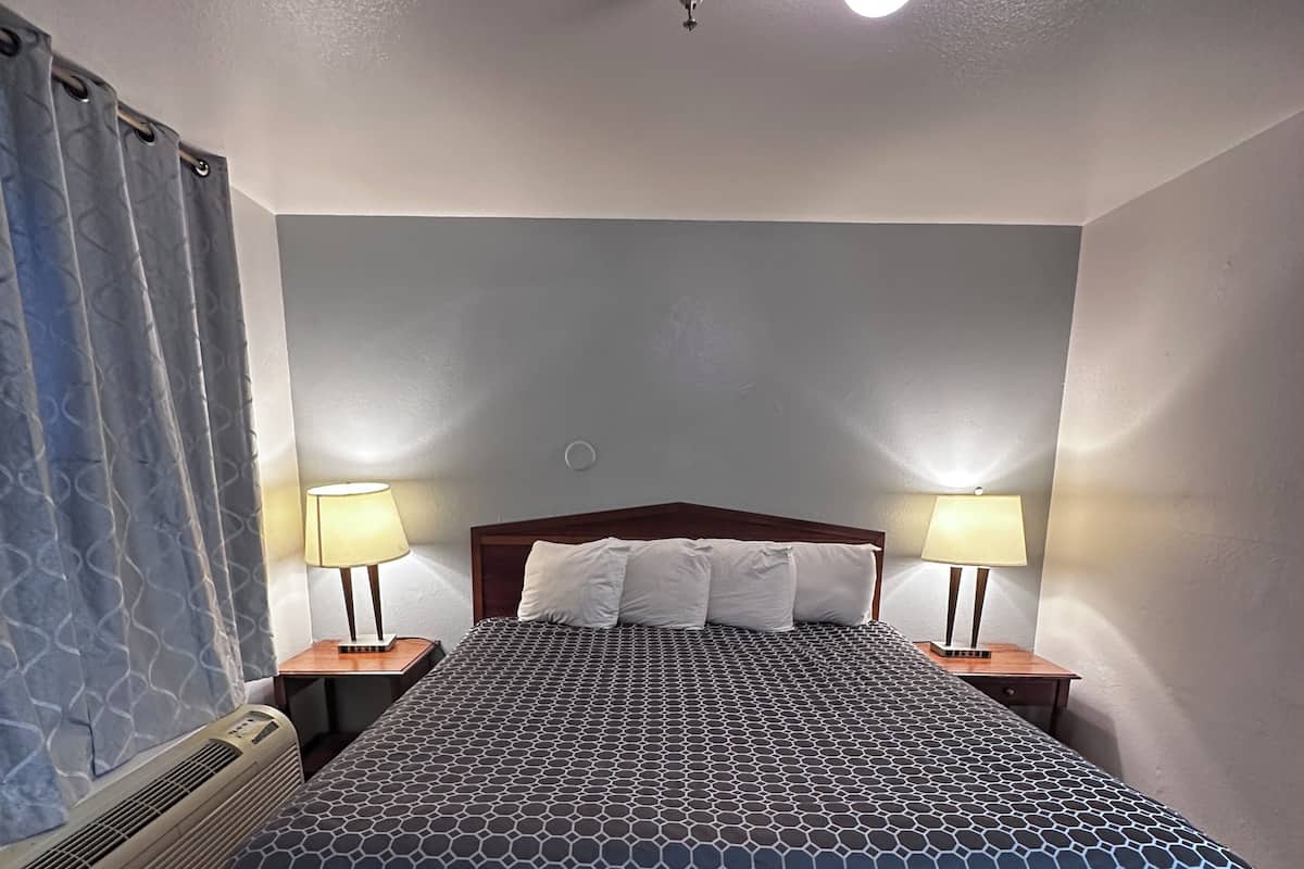Free WiFi, bed sheets, wheelchair access