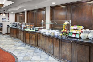 Desayuno buffet incluido todos los días 