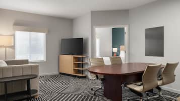 Premium bedding, pillowtop beds, desk, laptop workspace