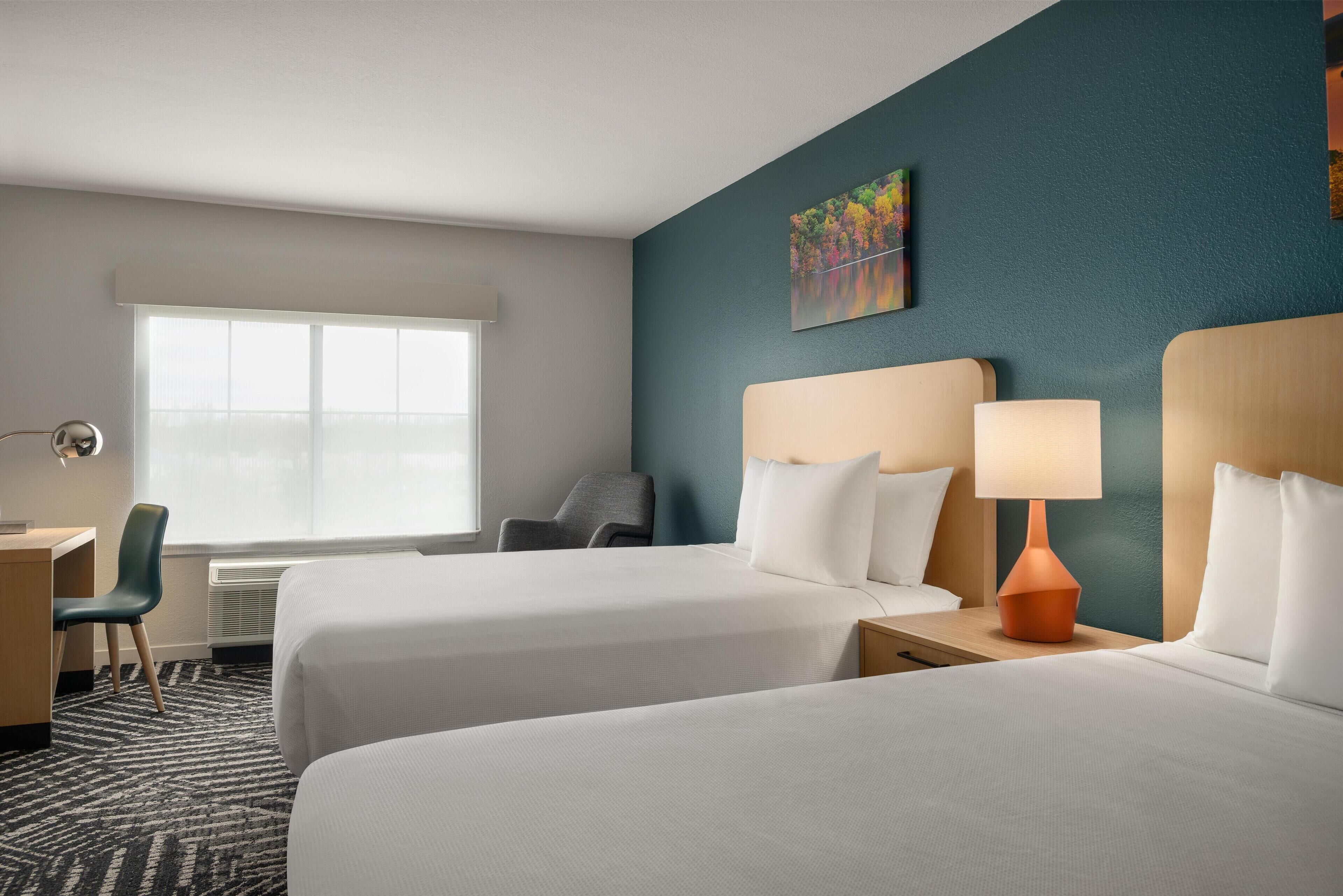 Standard Room, 2 Queen Beds | Premium bedding, pillowtop beds, desk, laptop workspace