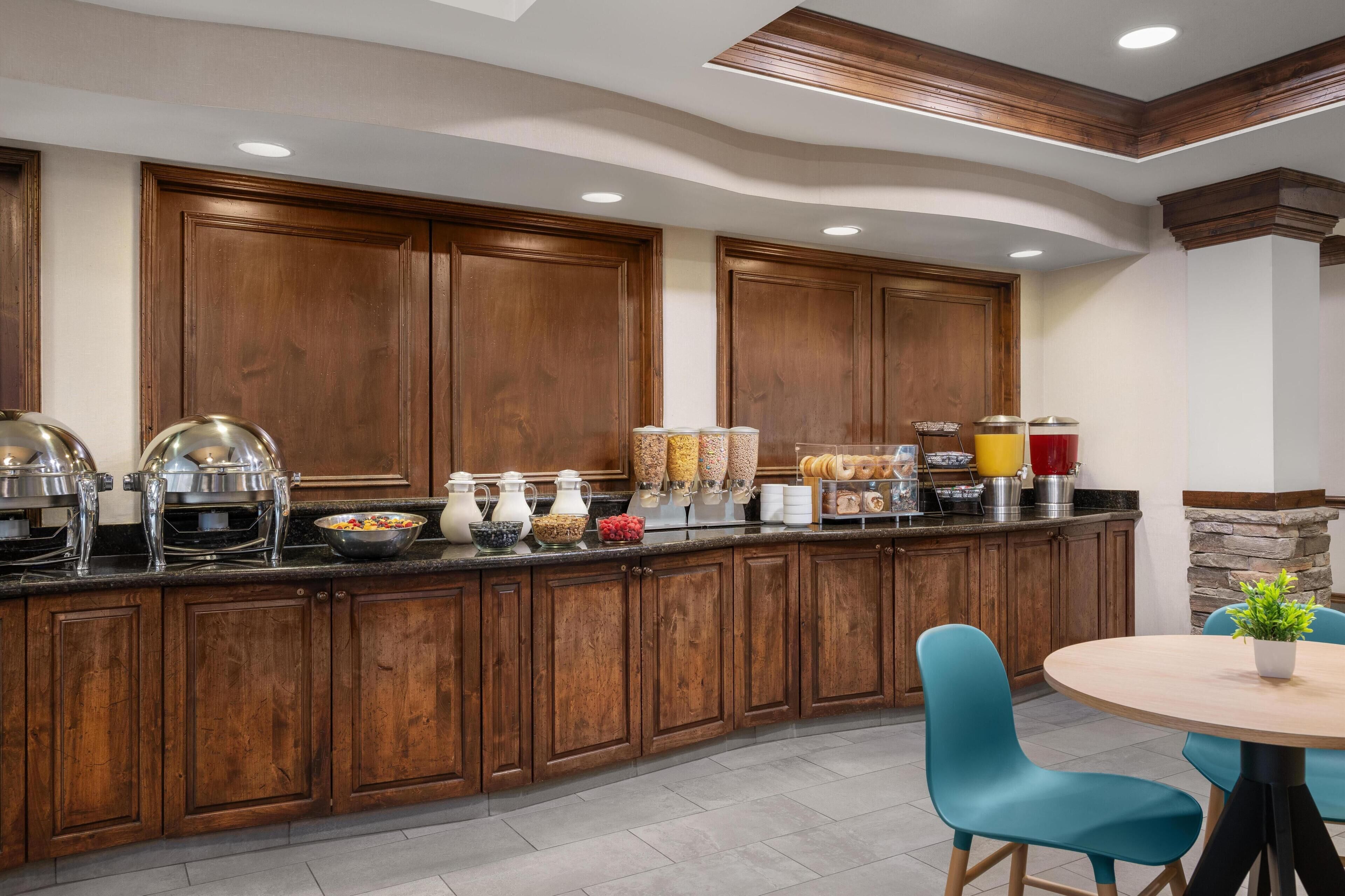 Free daily buffet breakfast