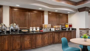 Free daily buffet breakfast