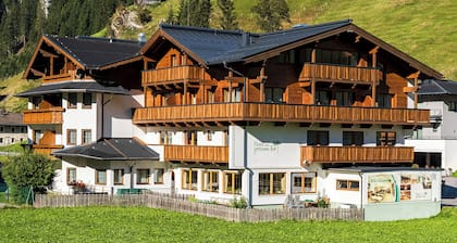 Hotel zum grĂŒnen Tor