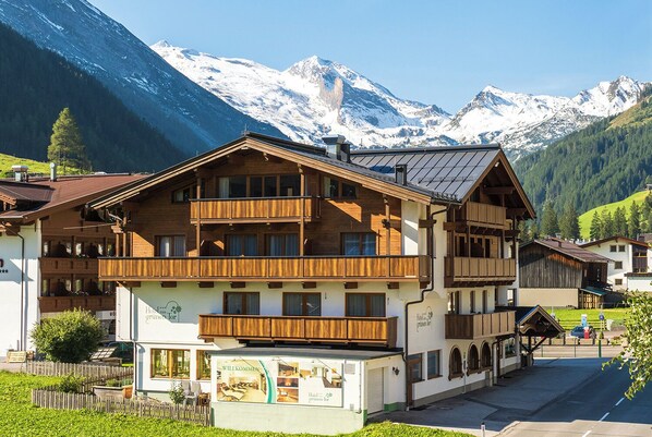 Façade de l’hébergement