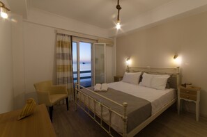 Minibar, coffres-forts dans les chambres, rideaux occultants