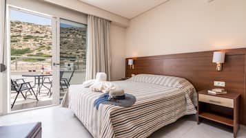 Chambre Quadruple Deluxe (Family-Open Plan) | Coffres-forts dans les chambres, décoration personnalisée
