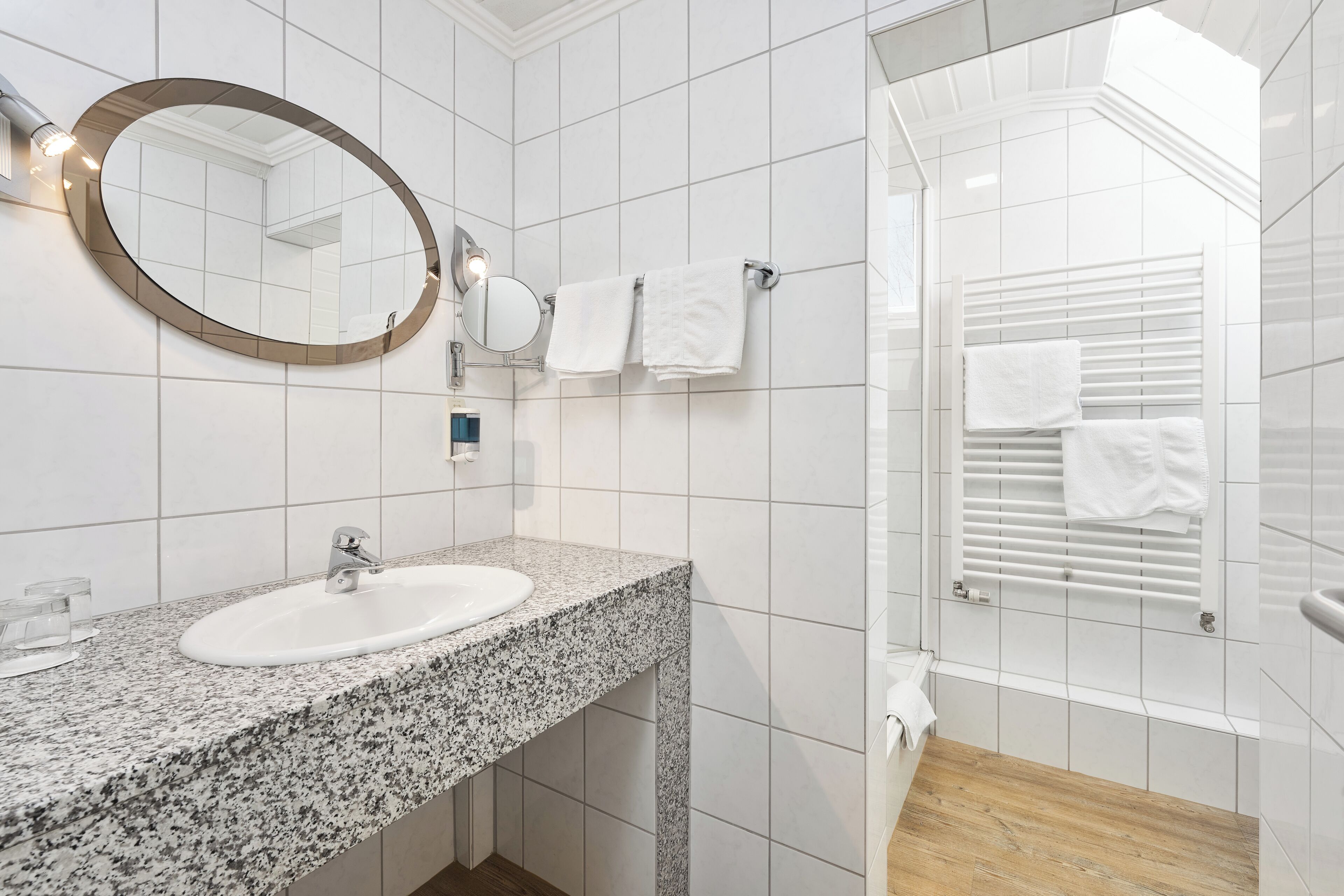 comfort double room | bathroom | shower, hair dryer, towels, shampoo