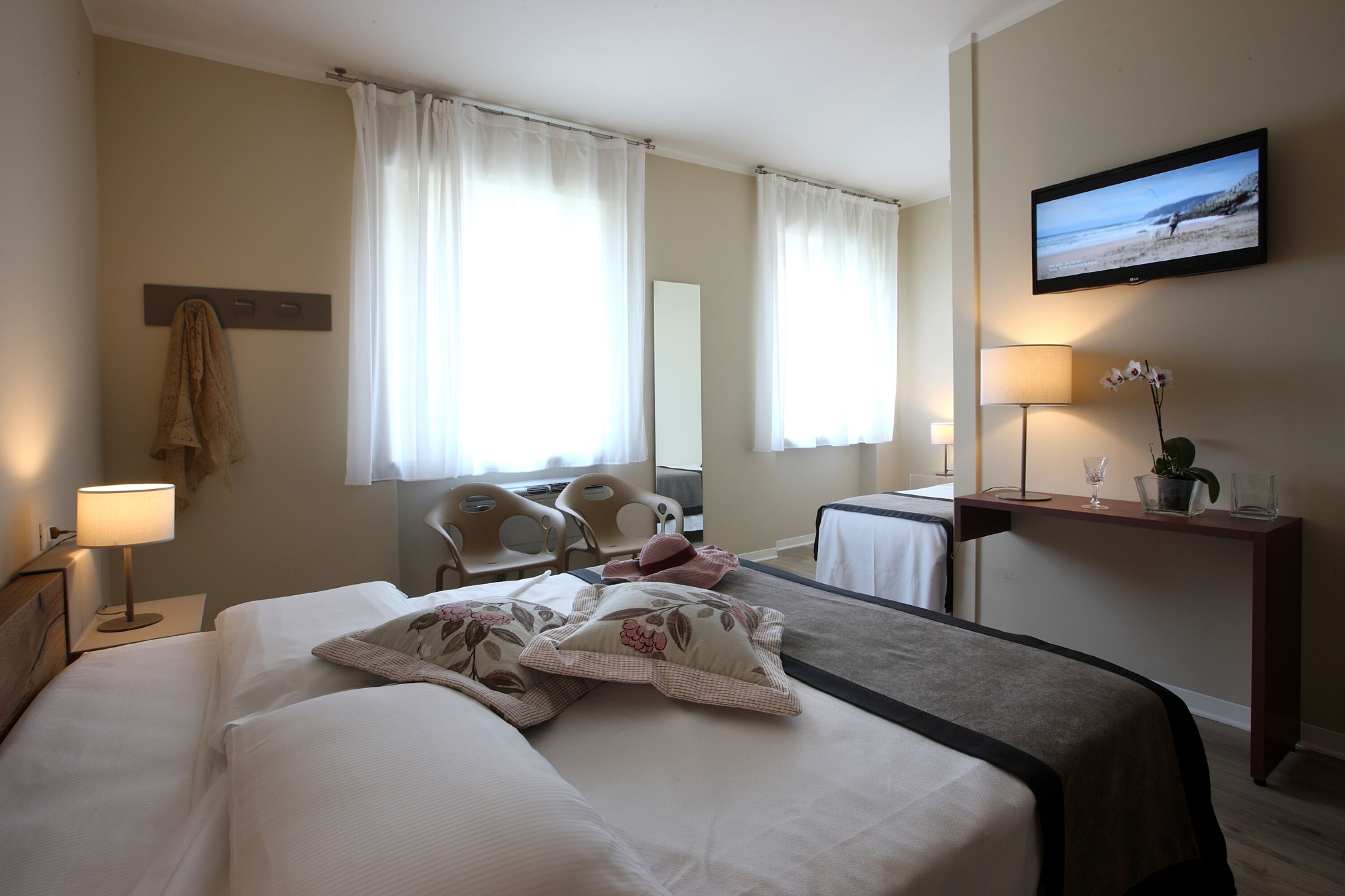 superior triple room | 1 bedroom, minibar, in-room safe, individually decorated