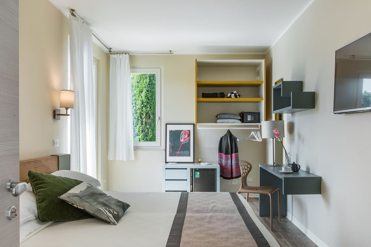 Superior Double Room | Bar mini, peti besi dalam bilik, dihias secara berasingan