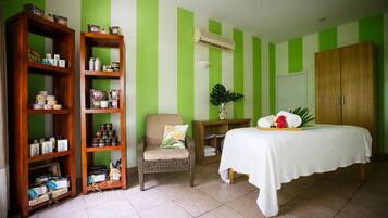 Soins corporels, massages aux pierres chaudes