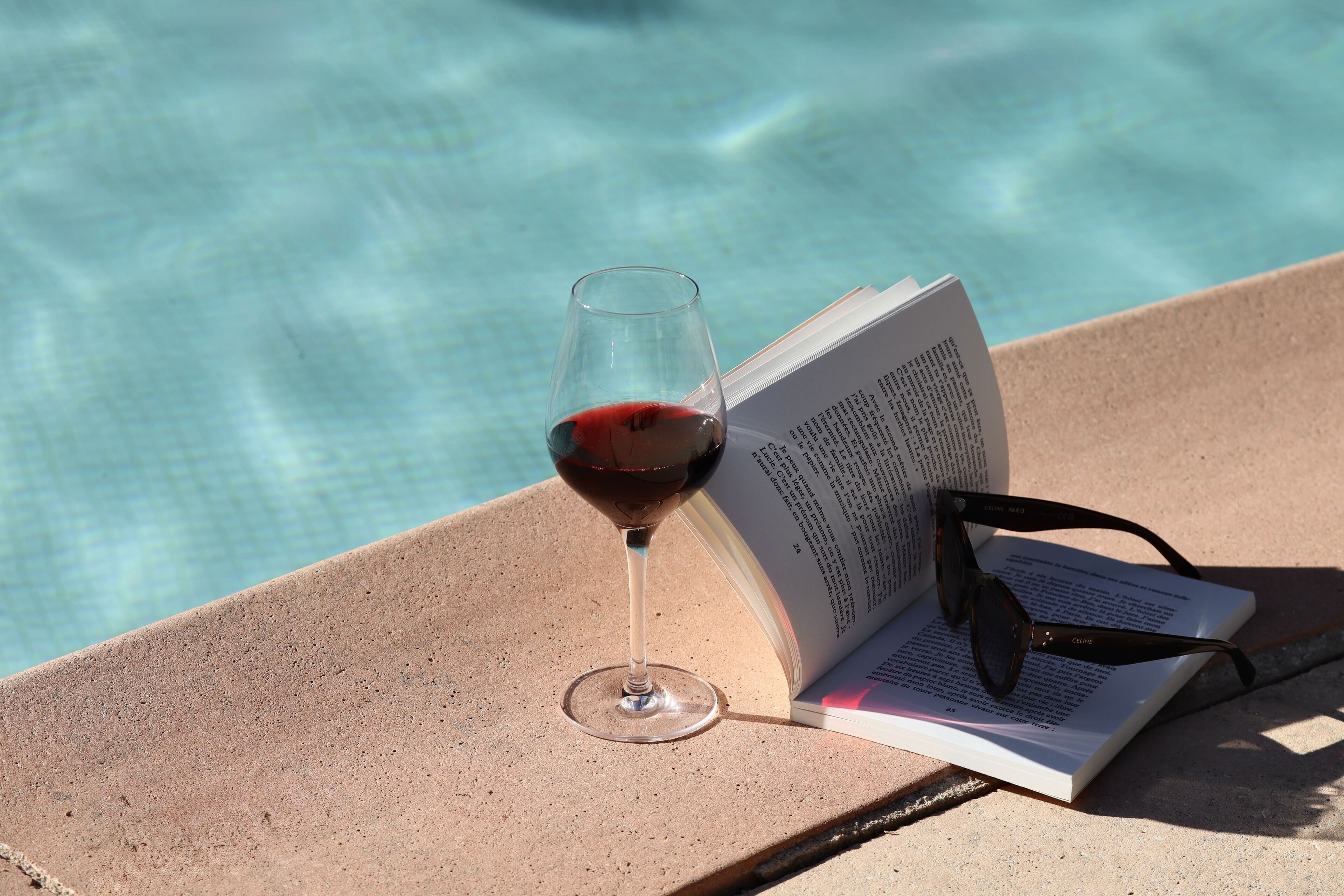 outdoor pool, pool loungers